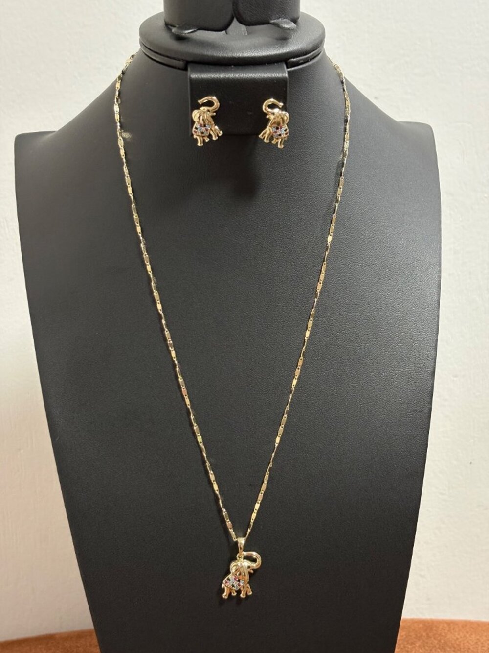 XUPING Gold Plated Elephant Necklace & Earring Set Multicolor Crystal Accents